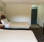 Raceway Inn hotel detail image 5