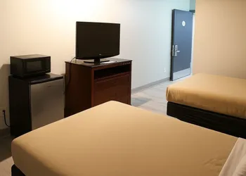 Raceway Inn hotel thumbnail 8