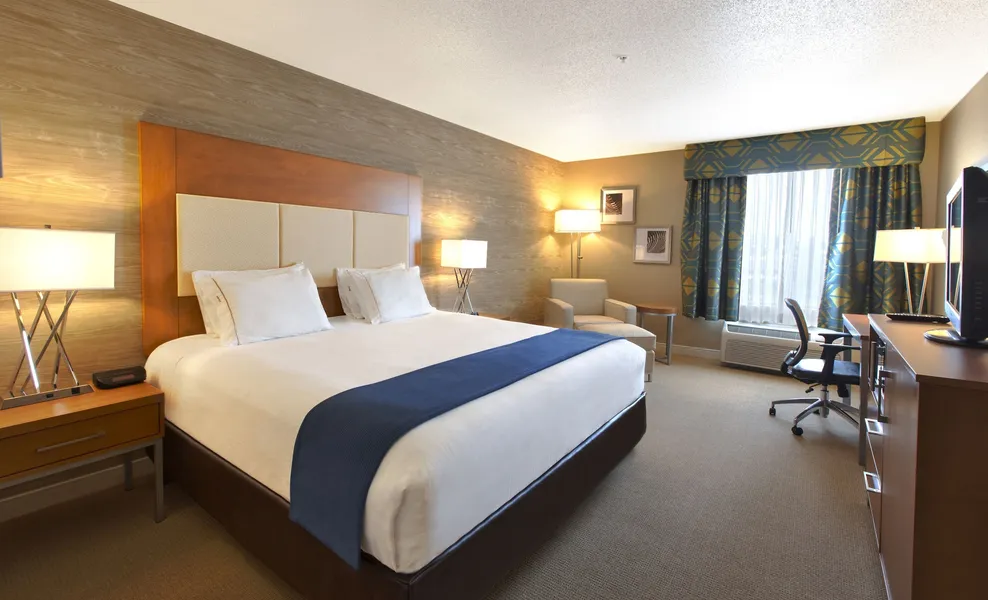 Holiday Inn & Suites Spring- The Woodlands Area by IHG hotel detail image 6