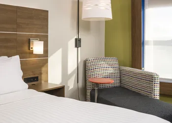 Holiday Inn Express Hotel & Suites White River Junction by IHG hotel thumbnail 6