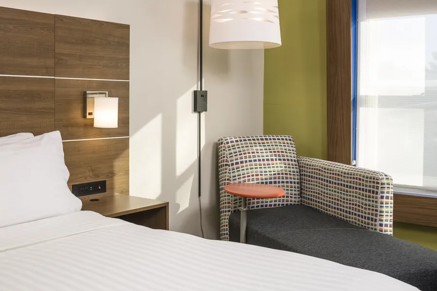 Holiday Inn Express Hotel & Suites White River Junction by IHG hotel detail image 6