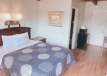 Fort Collins Inn hotel thumbnail 8