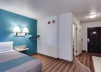 Motel 6 Spokane, WA - West hotel thumbnail 6