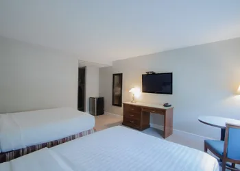 Scott's Inn and Suites hotel thumbnail 6