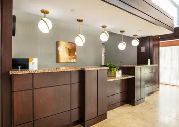 Comfort Inn & Conference Centre Toronto Airport hotel thumbnail 4