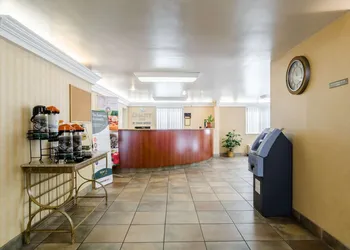 Quality Inn Chicopee - Springfield hotel thumbnail 5