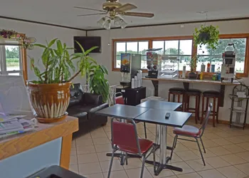 Americas Best Value Inn Suburban Motel hotel thumbnail 2