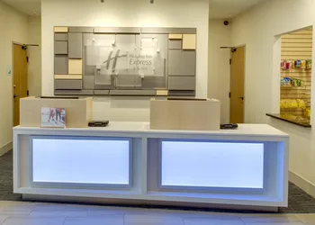 Holiday Inn Express & Suites Chickasha by IHG hotel thumbnail 2
