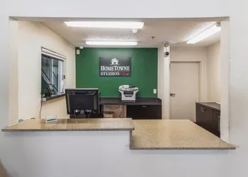 HomeTowne Studios by Red Roof Houston - Northwest hotel thumbnail 3