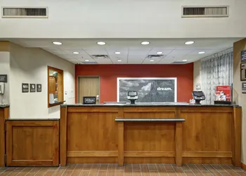 Hampton Inn & Suites Yuma hotel thumbnail 4