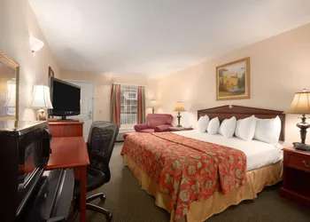 Baymont by Wyndham Gaffney hotel thumbnail 5