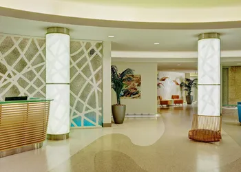 Pier South Resort, Autograph Collection by Marriott hotel thumbnail 2