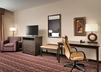 Holiday Inn Express & Suites Billings by IHG hotel thumbnail 6