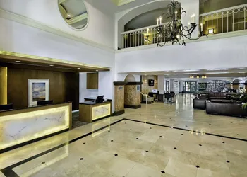 DoubleTree by Hilton San Pedro - Port of Los Angeles hotel thumbnail 2