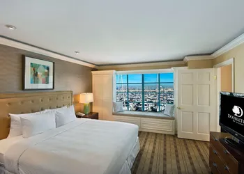 DoubleTree by Hilton San Pedro - Port of Los Angeles hotel thumbnail 8