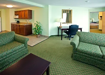 Holiday Inn Express & Suites Scottsburg by IHG hotel thumbnail 3