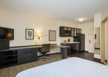 MainStay Suites Kansas City Overland Park hotel thumbnail 4