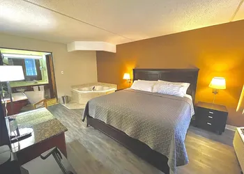 Eureka Springs Heritage Motel hotel thumbnail 4