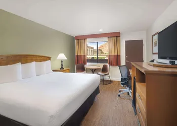 Best Western Red Hills hotel thumbnail 4