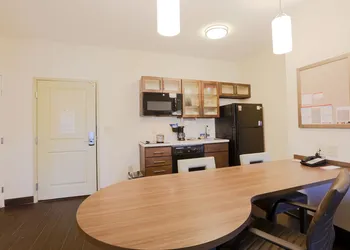 Candlewood Suites Auburn by IHG hotel thumbnail 5