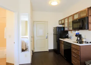 Candlewood Suites Auburn by IHG hotel thumbnail 6