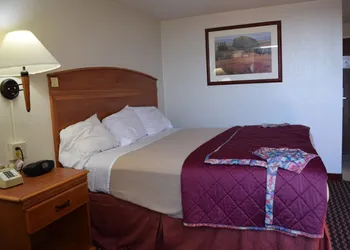Americas Best Value Inn Jefferson City hotel thumbnail 8