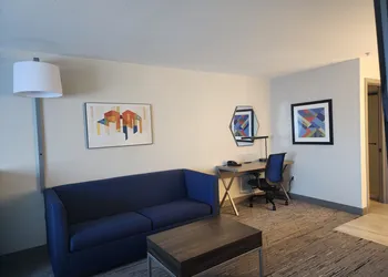 Holiday Inn Express Portland East - Troutdale by IHG hotel thumbnail 6