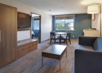 Holiday Inn Express Portland East - Troutdale by IHG hotel thumbnail 7