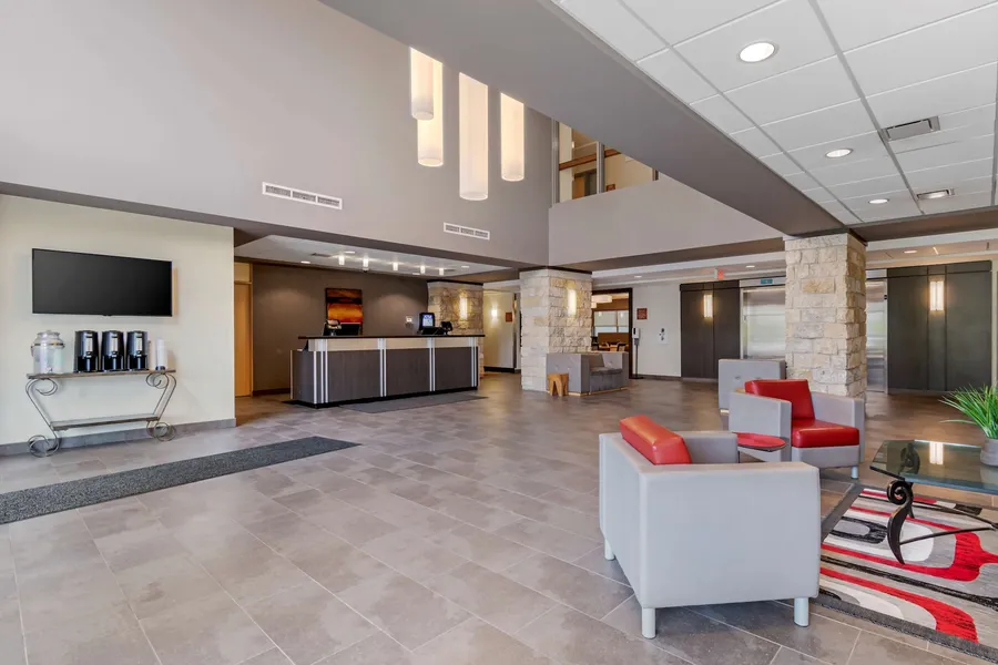 Best Western Plus Eastgate Inn & Suites hotel detail image 2