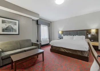 Best Western Plus Eastgate Inn & Suites hotel thumbnail 5