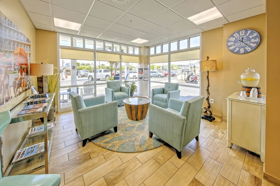 Commander Hotel & Suites hotel detail image 6