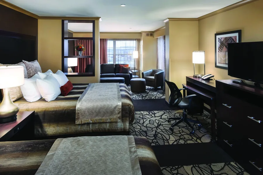 ClubHouse Hotel & Suites - Fargo hotel detail image 6
