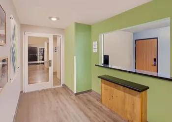 WoodSpring Suites Pharr hotel thumbnail 3
