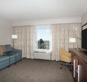 Hampton Inn Lincoln Airport hotel detail image 4