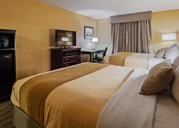 Best Western Granbury Inn & Suites hotel thumbnail 4