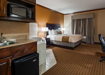 Best Western Granbury Inn & Suites hotel thumbnail 7