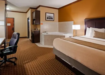 Best Western Granbury Inn & Suites hotel thumbnail 8
