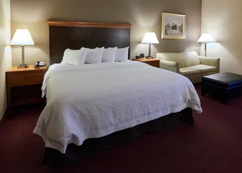 Hampton Inn Massillon hotel thumbnail 6
