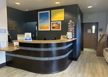 Days Inn by Wyndham Bernalillo hotel thumbnail 4