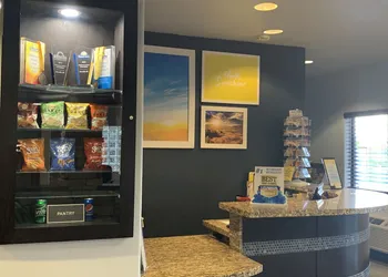 Days Inn by Wyndham Bernalillo hotel thumbnail 5