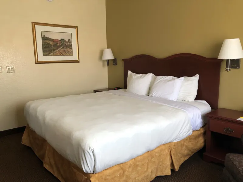 Days Inn by Wyndham Bernalillo hotel detail image 6
