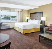 Holiday Inn Express & Suites Sandusky by IHG hotel detail image 3