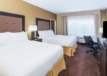 Holiday Inn Express & Suites Sandusky by IHG hotel thumbnail 4