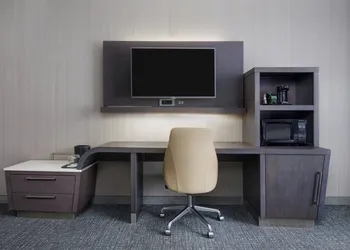 Courtyard by Marriott Richmond Downtown hotel thumbnail 5