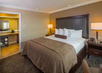 Best Western Plus Humboldt Bay Inn hotel thumbnail 6