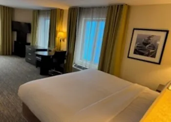 Candlewood Suites Eugene Springfield by IHG hotel thumbnail 7