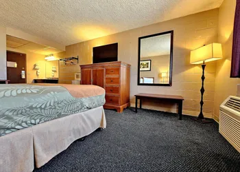 1st Choice Inn Rawlins hotel thumbnail 5