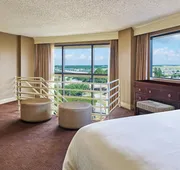 Sheraton North Houston at George Bush Intercontinental hotel detail image 5