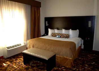 Baymont by Wyndham Hobbs hotel thumbnail 6