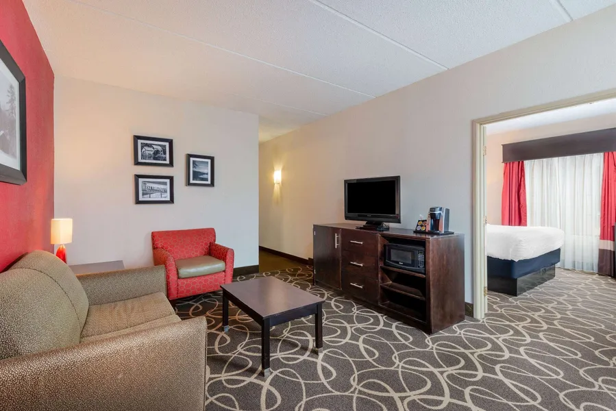 La Quinta Inn & Suites Summersville / New River National Park hotel detail image 6